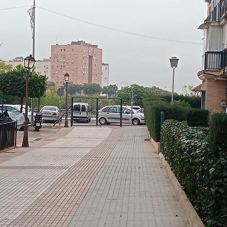 Habitacion Piso Particular En Castilleja De La Cuesta Dış mekan fotoğraf